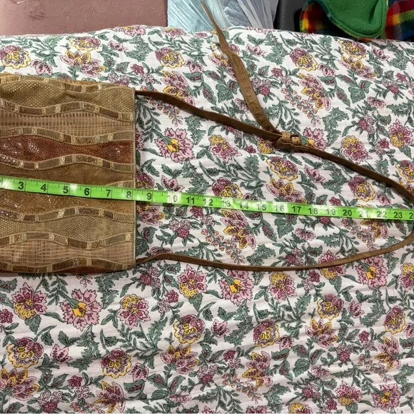 Sharif Brown Leather Crossbody Bag - Picture 8 of 10